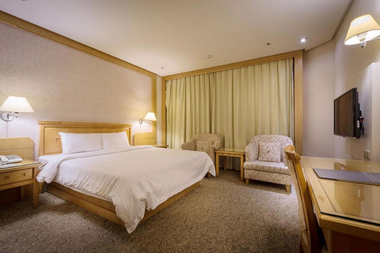 Guide Hotel Zhongli Zhongzheng Taoyuan Eksteriør billede